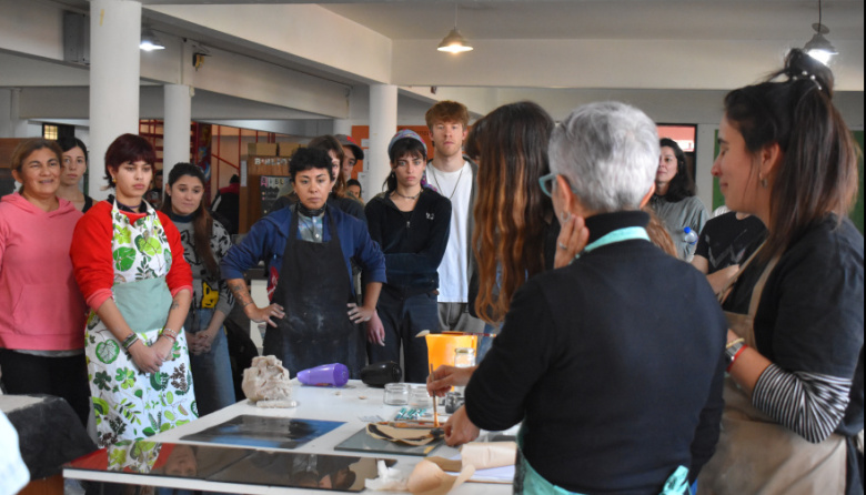 Formación artística pública y gratuita en Necochea: aún estás a tiempo de anotarte para 2026