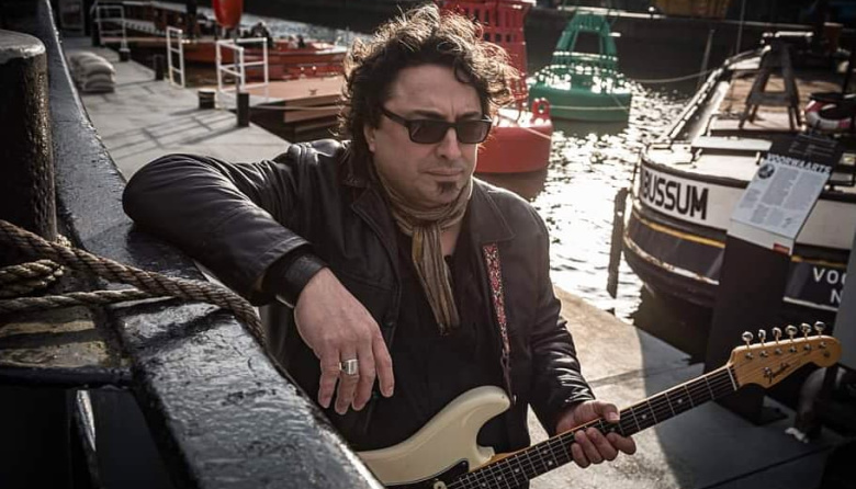 Blues internacional en Necochea: la Escuela lanza el ciclo 2026 con show desde Finlandia