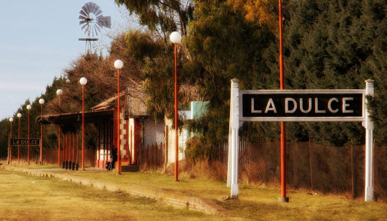 “El pueblo está abandonado”: convocan a una reunión y una marcha en La Dulce tras la muerte de una vecina