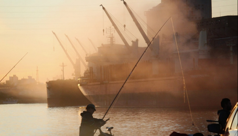 Alerta por nieblas en Necochea: advierten por baja visibilidad durante la mañana del jueves