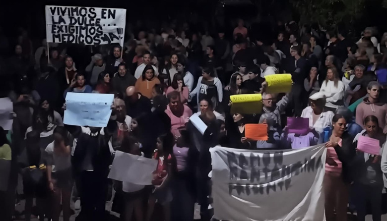 Todo el pueblo salió a la calle: "La Dulce dijo basta" ante el abandono sanitario y la falta de médicos