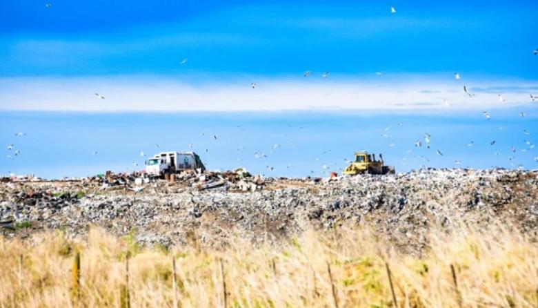 “Se paga un servicio que no se cumple”: piden informes y el basural de Necochea vuelve al centro del debate