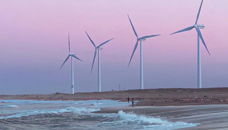 Jueves con cielo nublado, viento y máxima de 25°C en Necochea