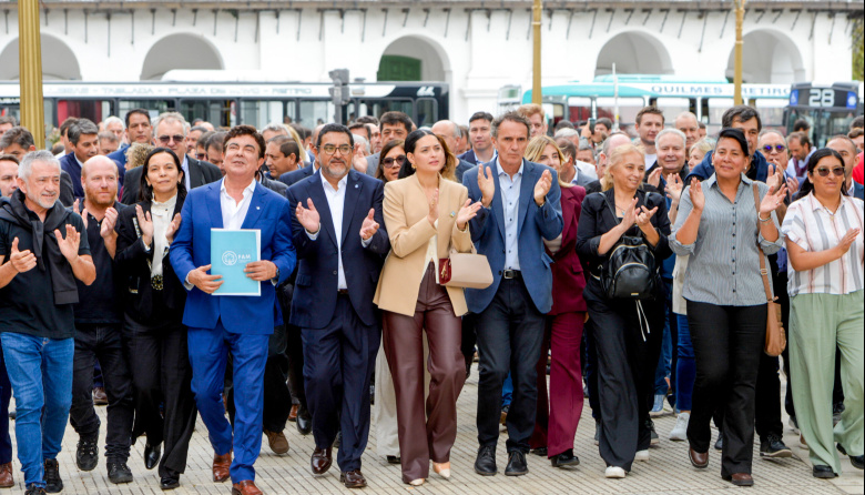Fuerte reclamo de intendentes a Nación por fondos, obra pública y combustibles