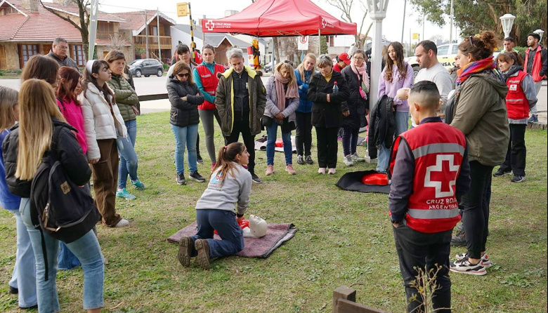 Cómo salvar una vida: brindarán un taller gratuito de RCP y uso de desfibrilador