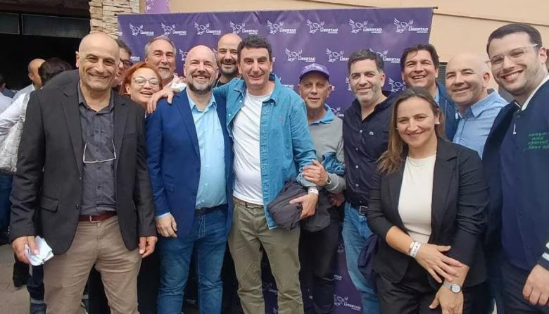 Cumbre libertaria en Suipacha: Milei, Pareja y Santilli lanzaron la carrera bonaerense con presencia necochense