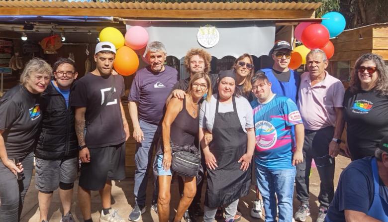 Trabajo, inclusión y comunidad: “Todos al Agua” estará presente en la feria 4 Estaciones