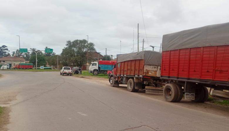 Camioneros autoconvocados sostienen el paro y advierten: “Hoy estamos peor que en 2020”