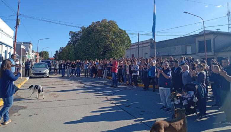 Nueva asamblea en La Dulce: Vecinos y vecinas esperan la presencia del Intendente Arturo Rojas