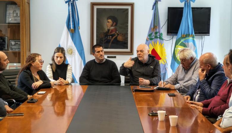 Balcarce impulsa obras en el autódromo, formación técnica y políticas de infancia