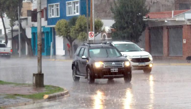Alerta naranja en Necochea: anuncian lluvias intensas y hasta 110 mm este martes