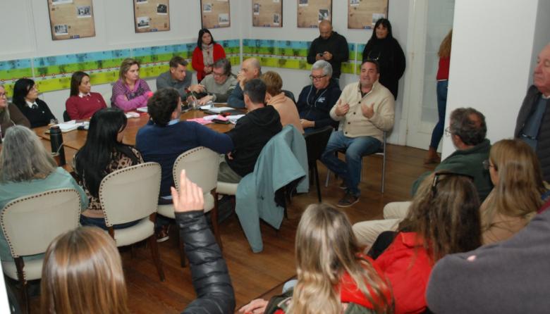 Productores rurales cuestionan el destino de la tasa vial y crece el conflicto por los caminos en Necochea
