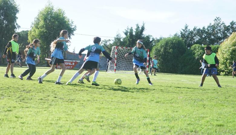 Gran participación de estudiantes en la etapa distrital de los Juegos Escolares Bonaerenses en Necochea