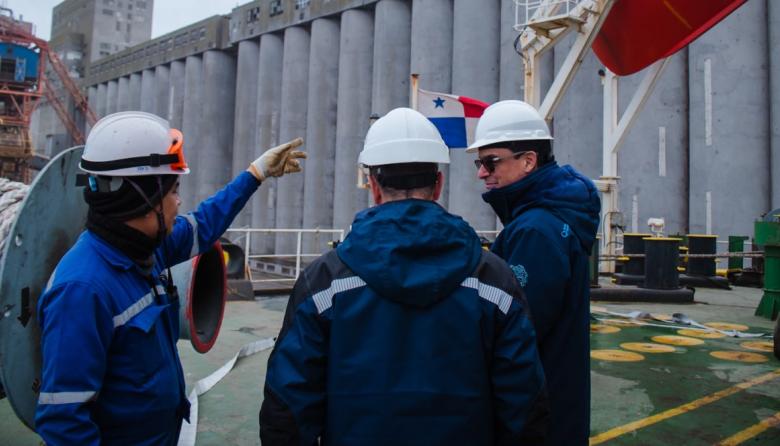 Carrillo recorrió el Seralia durante una histórica operación de exportación en Puerto Quequén
