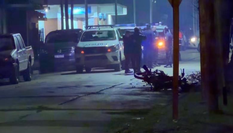 Un joven murió tras chocar contra una columna en Quequén
