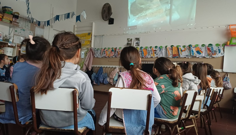 Con arcilla, juego y creatividad, niños del Jardín 903 descubrieron el puerto de otra manera