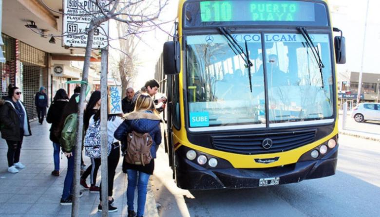 El boleto de colectivos aumentó a $1.900: el Concejo aprobó la nueva tarifa por 11 votos contra 9