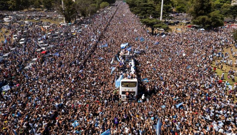 Argentina juega la final y una pregunta recorre el país: ¿se trabaja el lunes?
