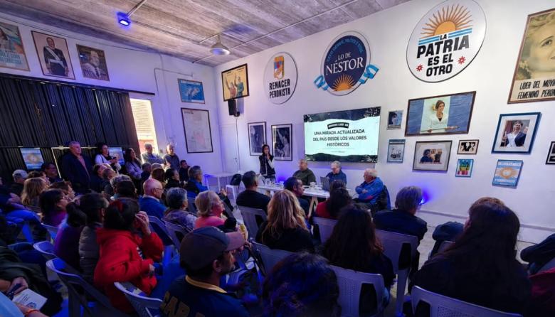 "El sentido de la política territorial": nueva charla abierta en Lo de Néstor