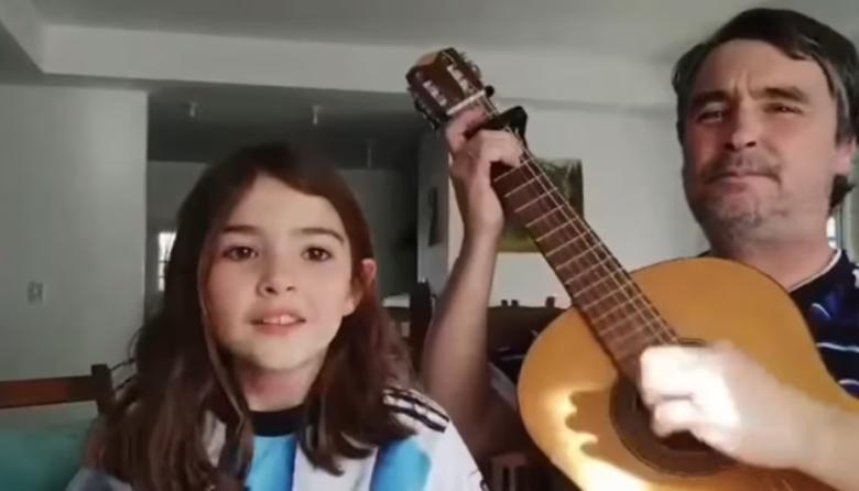 Padre, hija y una guitarra: la canción argentina que se volvió viral