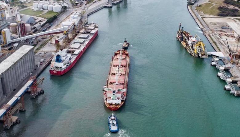 Puerto Quequén ya supera los 4,1 millones de toneladas en 2026 y exportará a diez países