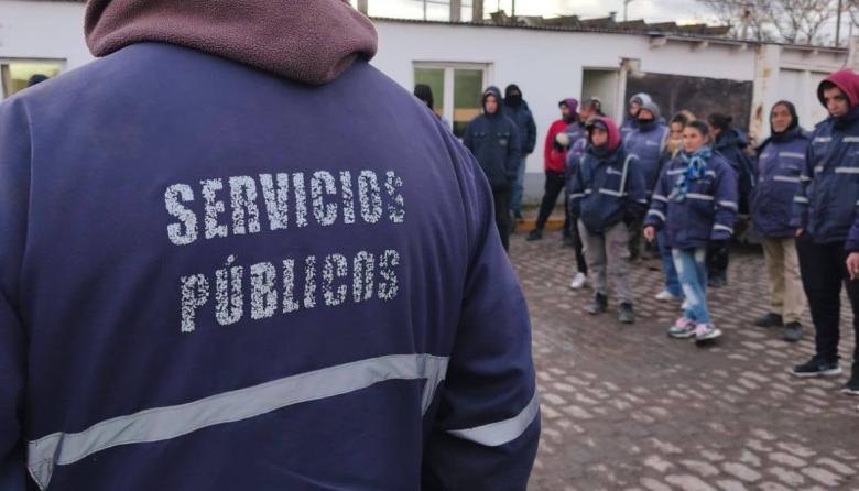 Municipales reclaman calefacción, ropa y seguridad en áreas clave
