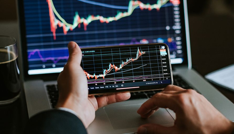 Del banco a tu bolsillo: cómo una transferencia internacional utiliza el mercado Forex sin que lo notes