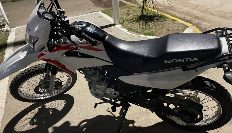 Lo identificaron durante un operativo en Quequén y descubrieron que la moto era buscada en Mar del Plata