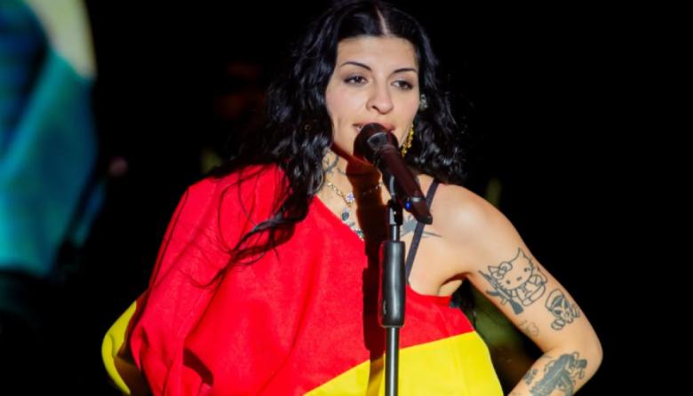 Cazzu arrasó en Bolivia y convirtió sus shows en un homenaje a la cultura andina