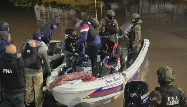 Prefectura secuestró casi 500 kilos de cocaína y desbarató una maniobra narco transnacional