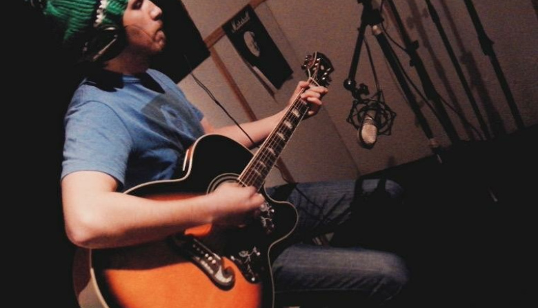 El Plan de la Mariposa, en versión acústica: Toto Antz adelanta su debut en Cholet