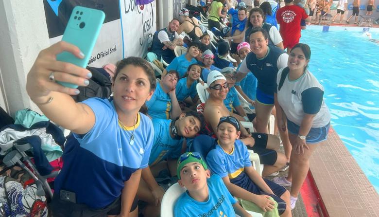 “Todos al Agua” celebra sus 10 años con un torneo nacional y la visita de la Selección Argentina