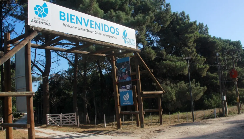 Scouts avanzan con una obra cloacal prevista al renovar la concesión del predio