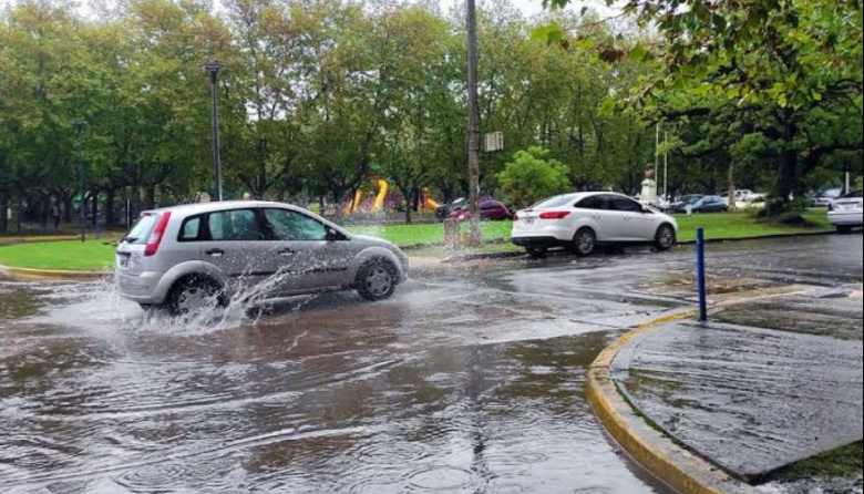 Necochea tendrá un jueves con lluvias y ráfagas de casi 70 km/h: cuándo rige la alerta