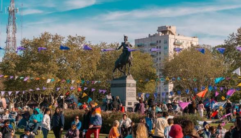 La lluvia obligó a reprogramar los festejos por los 145 años de Necochea