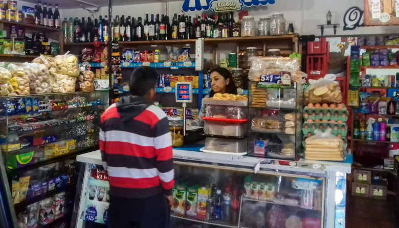 Endeudarse para comer: una encuesta que incluyó a Necochea revela el peso de las deudas
