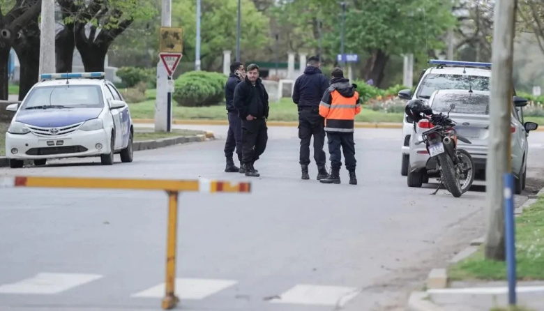 Lo buscaban en Mar del Plata y apareció alcoholizado y dormido dentro de un auto en Necochea