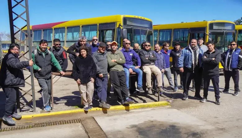 Sin acuerdo en Trabajo: sigue el paro de colectivos en Necochea y Quequén