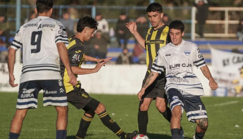 Escándalo en Lobería: suspendieron el partido entre Jorge Newbery y Ministerio por una agresión a un árbitro