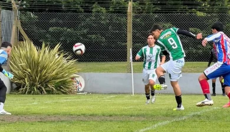 Fútbol local: empate en el clásico entre Mataderos y Villa del Parque y triunfos clave en la fecha 20