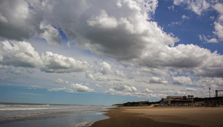 Clima en Necochea: jueves con máxima de 16 grados y posibles chaparrones por la noche