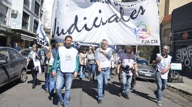 Judiciales adhieren a la lucha contra el extractivismo en Mar Argentino
