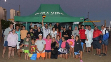 Volvió el beach voley a las playas de Necochea