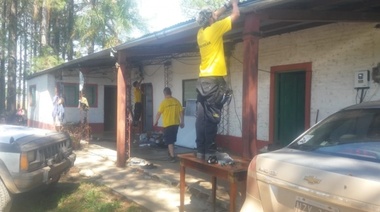 Regreso de Corrientes y misión cumplida: "Tano" Cafiel y "los ñatos" instalaron paneles solares en escuelas