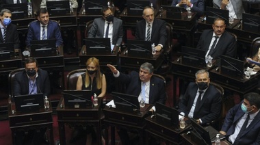 División de senadores del Frente de Todos y críticas de la oposición