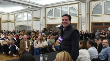 Participación local en el Foro de Legisladores Radicales y duro mensaje al gobierno nacional