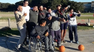 El equipo de Atletismo Inclusivo local participa de un festival en Lobería