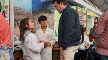 Comenzó la Feria Regional de Arte, Ciencia y Tecnología con 53 stands de colegios locales y de la región