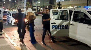 Los disturbios en la rambla y la retirada policial: "Situación insostenible, superados altamente en forma numeraria por los agresores"