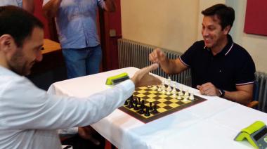 El Intendente presente en el retorno del torneo de ajedrez “Playas"